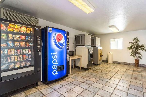 MOTEL 6 BLYTHE (Blythe)